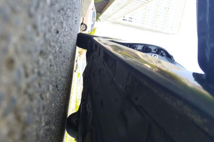 Used Toyota Reiz 2013 2.5V Elite Edition Chassis Front Right