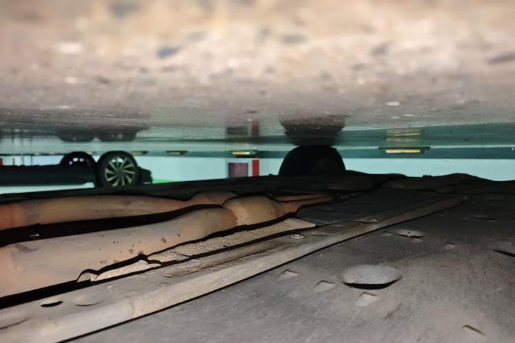 Used Toyota Reiz 2013 2.5V Elite Edition Chassis Front Right