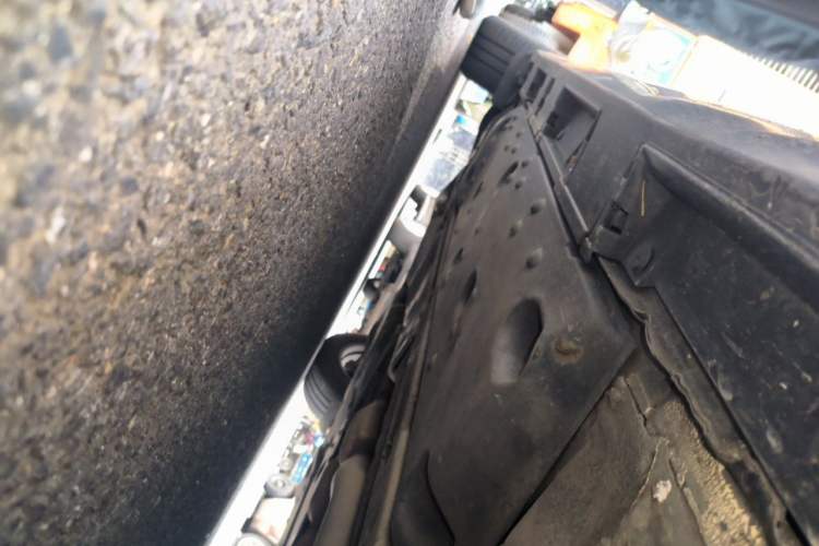 Used Toyota Reiz 2013 2.5V Elite Edition Chassis Front Right