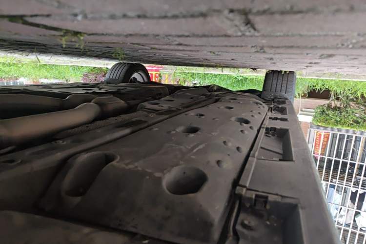 Used Toyota Reiz 2013 2.5V Shangrui Navigation Edition Chassis Front Right