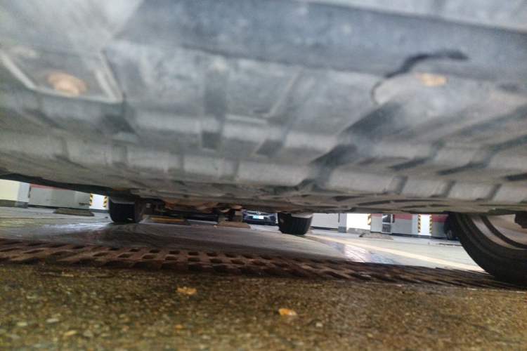 Used Toyota Reiz 2013 2.5V Shangrui Edition Chassis Front