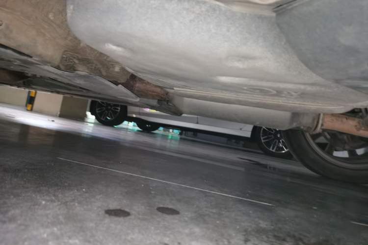 Used Toyota Reiz 2013 2.5V Shangrui Edition Chassis Rear Left