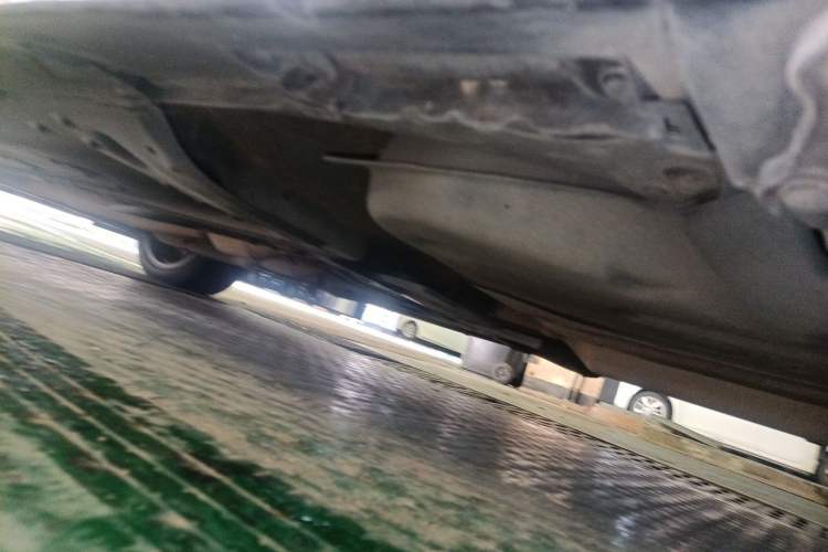 Used Toyota Reiz 2013 2.5V Shangrui Edition Chassis Rear Left