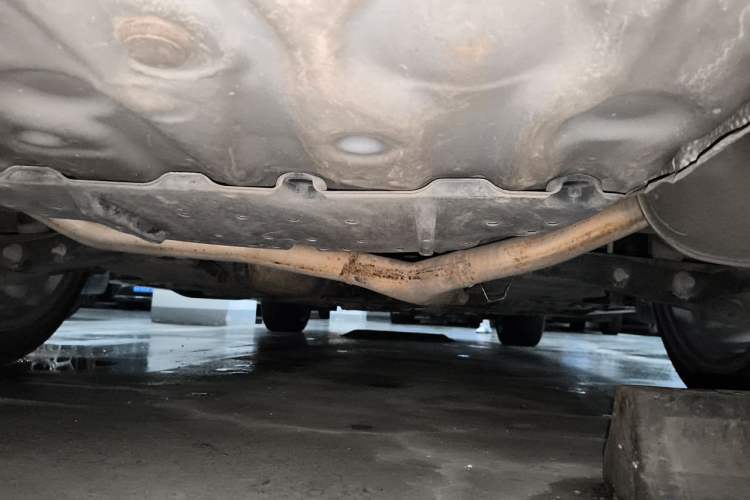 Used Toyota Reiz 2013 2.5V Shangrui Navigation Edition Chassis Rear