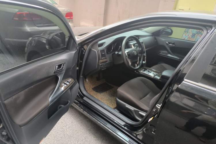 Used Toyota Reiz 2013 2.5S Elite Edition Driver Seat