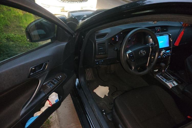Used Toyota Reiz 2013 2.5S Elite Edition Driver Seat