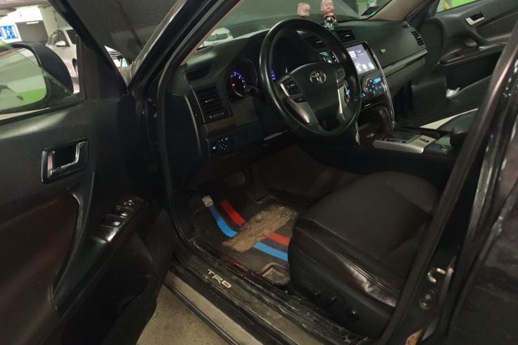 Used Toyota Reiz 2013 2.5V Elite Edition Driver Seat