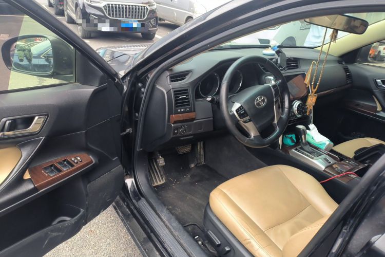 Used Toyota Reiz 2013 2.5V Elite Edition Driver Seat