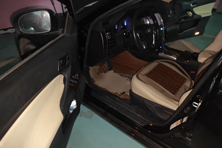 Used Toyota Reiz 2013 2.5S Elite Edition Driver Seat