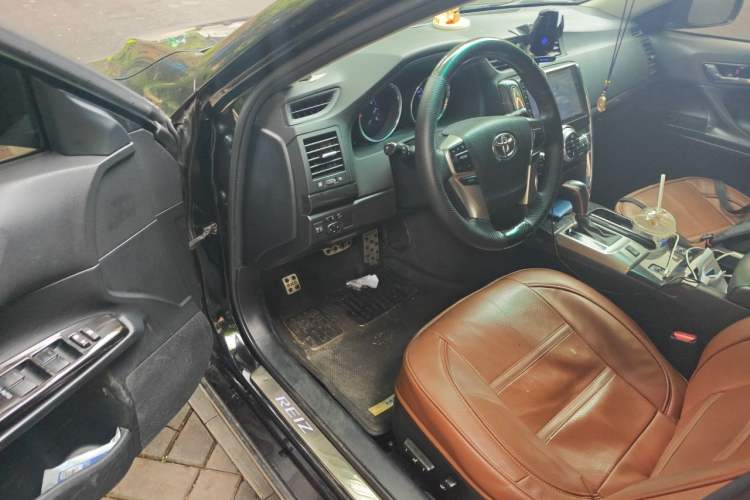 Used Toyota Reiz 2013 2.5V Shangrui Edition Driver Seat
