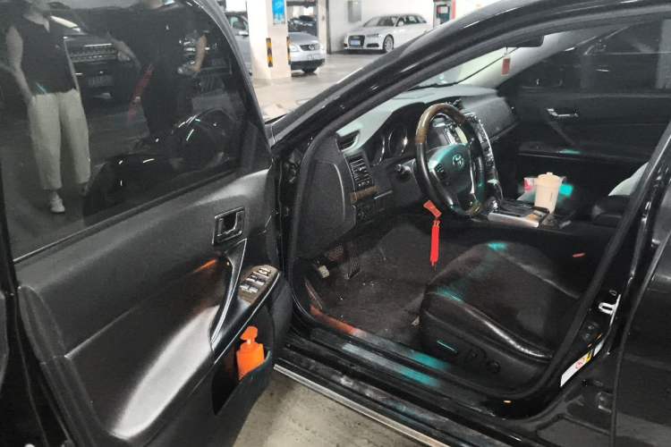 Used Toyota Reiz 2013 2.5V Shangrui Navigation Edition Driver Seat