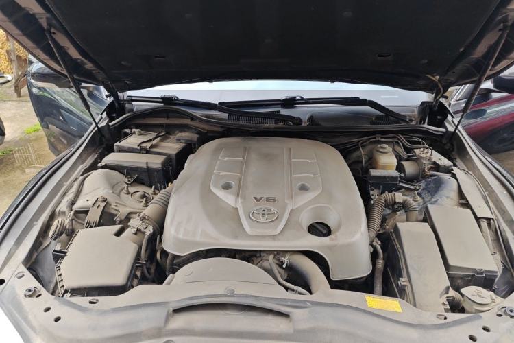 Used Toyota Reiz 2013 2.5V Shangrui Edition Engine Bay
