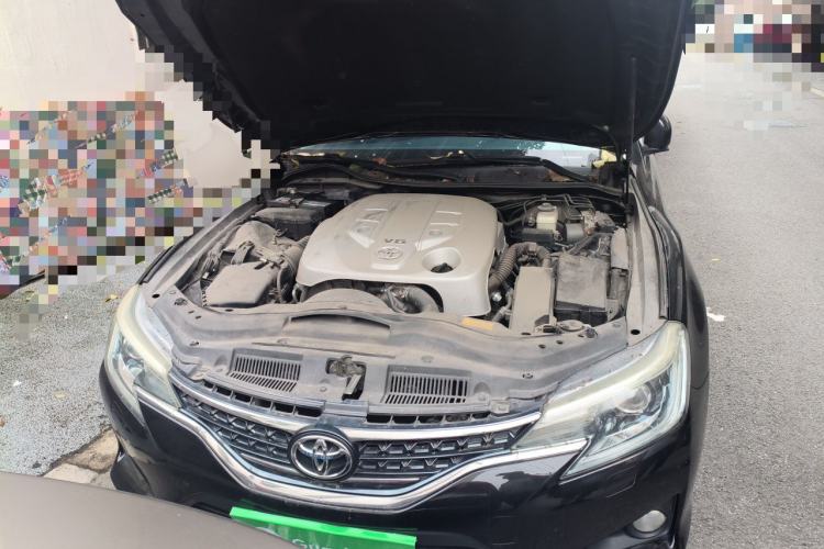 Used Toyota Reiz 2013 2.5S Elite Edition Engine Bay