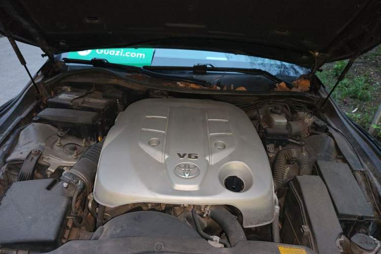 Used Toyota Reiz 2013 2.5S Elite Edition Engine Bay