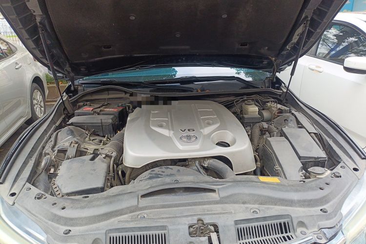Used Toyota Reiz 2013 2.5V Shangrui Edition Engine Bay