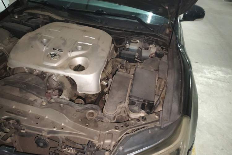 Used Toyota Reiz 2013 2.5V Shangrui Edition Engine Bay Left