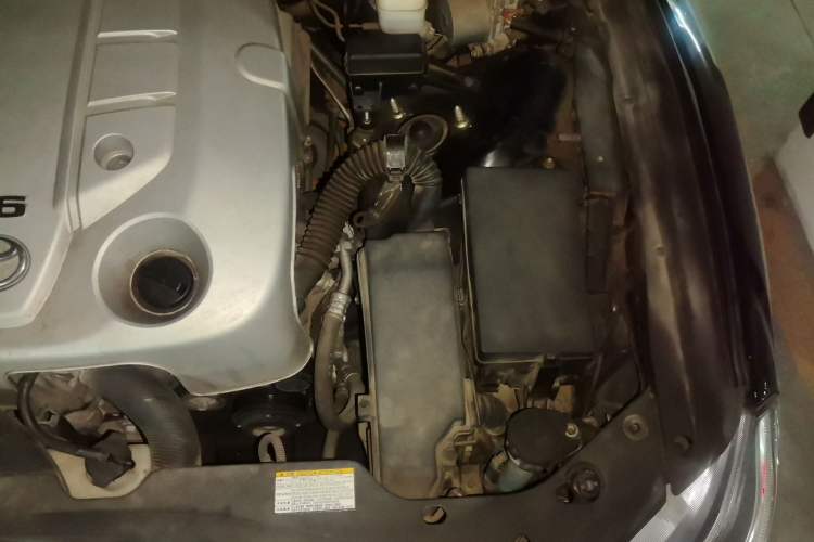 Used Toyota Reiz 2013 2.5V Shangrui Edition Engine Bay Left