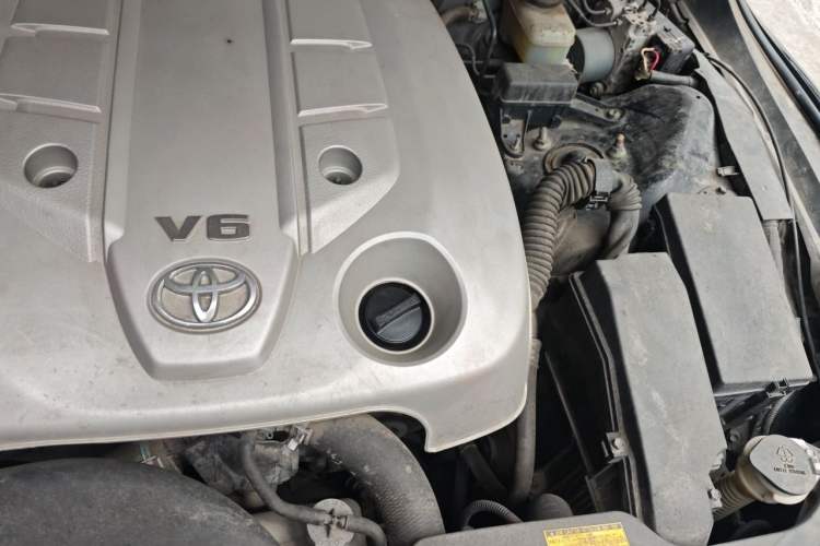Used Toyota Reiz 2013 2.5V Shangrui Edition Engine Bay Left