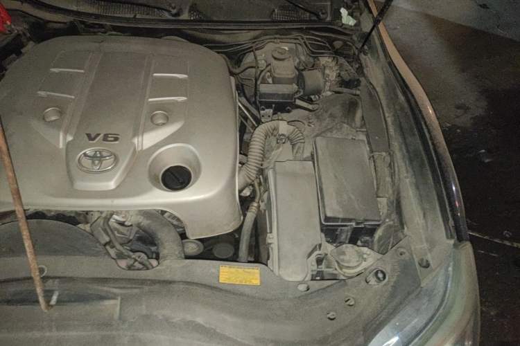Used Toyota Reiz 2013 2.5V Supreme Edition Engine Bay Left