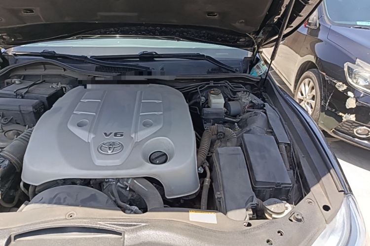 Used Toyota Reiz 2013 2.5V Shangrui Edition Engine Bay Left