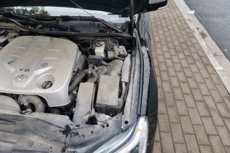 Used Toyota Reiz 2013 2.5V Shangrui Edition Engine Bay Left