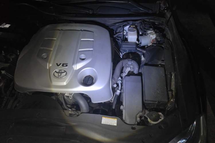 Used Toyota Reiz 2013 2.5V Shangrui Edition Engine Bay Left