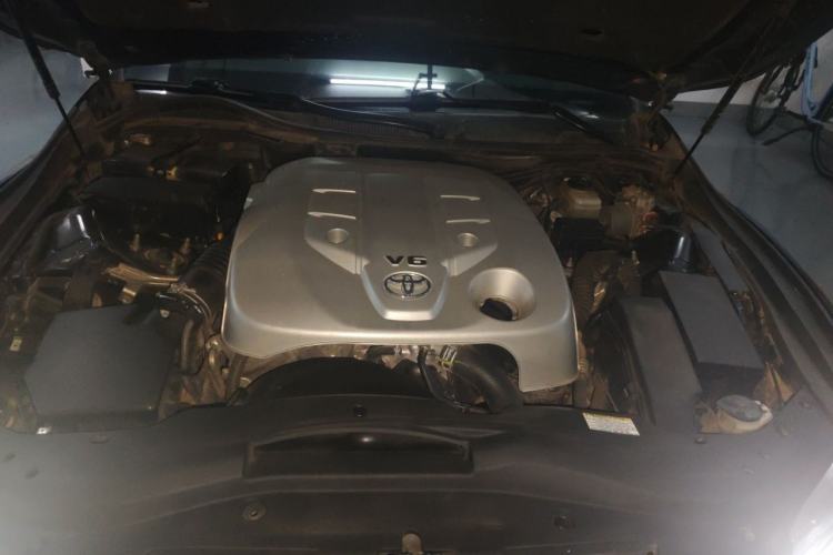 Used Toyota Reiz 2013 2.5V Shangrui Edition Engine Bay