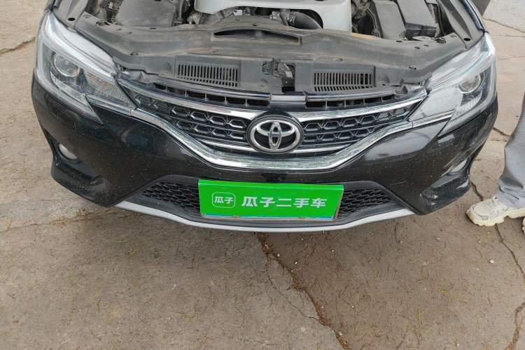 Used Toyota Reiz 2013 2.5V Shangrui Edition Engine Bay