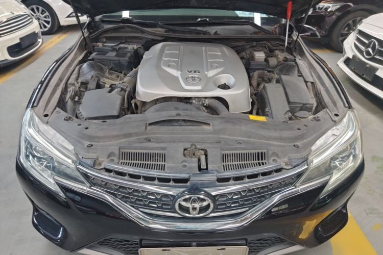 Used Toyota Reiz 2013 2.5V Shangrui Edition Engine Bay