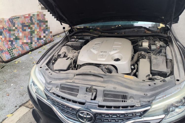 Used Toyota Reiz 2013 2.5S Elite Edition Engine Bay Right