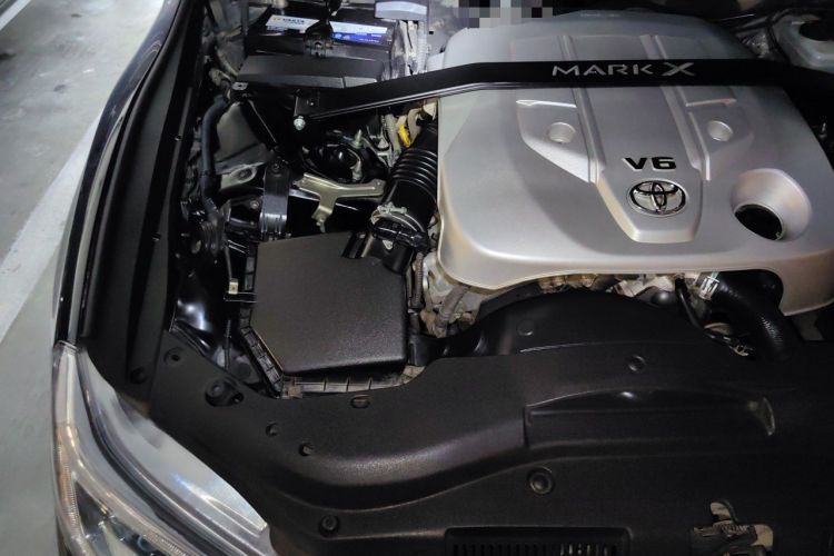 Used Toyota Reiz 2013 2.5V Shangrui Edition Engine Bay Right