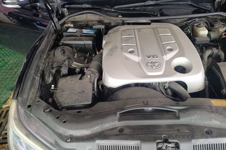 Used Toyota Reiz 2013 2.5V Shangrui Edition Engine Bay Right