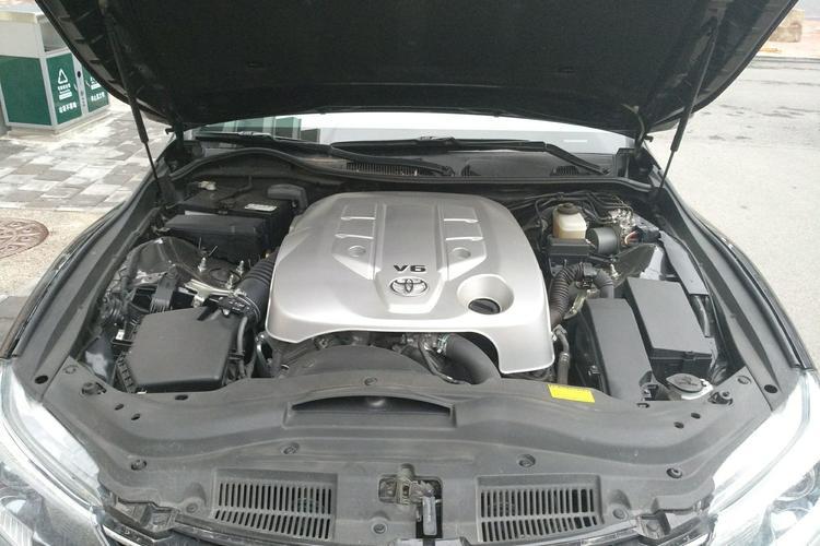 Used Toyota Reiz 2013 2.5V Shangrui Edition Engine Bay