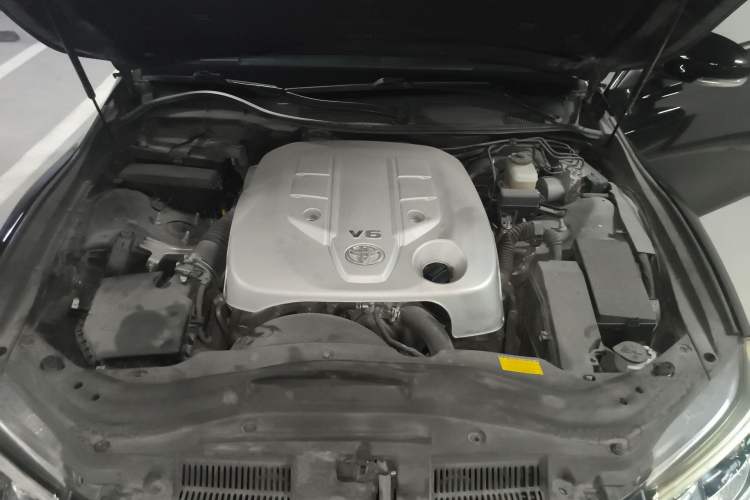 Used Toyota Reiz 2013 2.5V Shangrui Edition Engine Bay