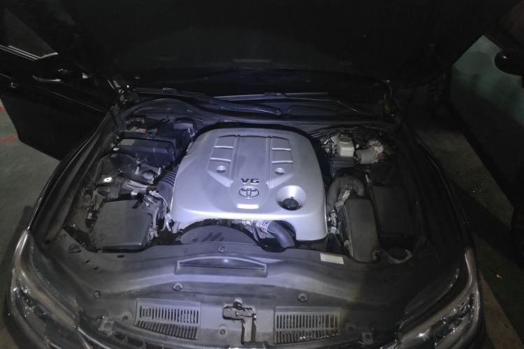 Used Toyota Reiz 2013 2.5V Shangrui Edition Engine Bay