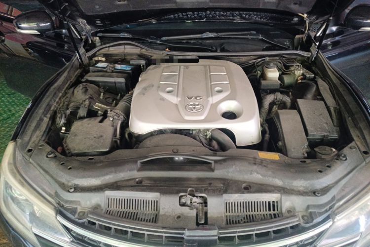 Used Toyota Reiz 2013 2.5V Shangrui Edition Engine Bay