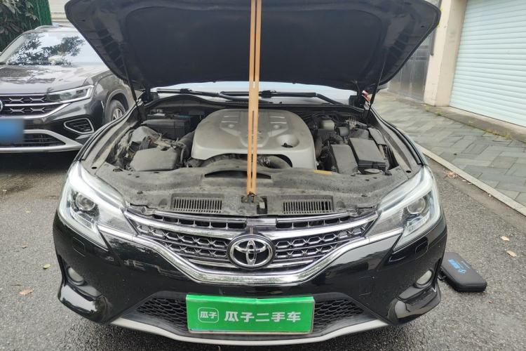 Used Toyota Reiz 2013 2.5V Shangrui Navigation Edition Engine Bay