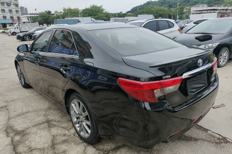 Used Toyota Reiz 2013 2.5V Elite Edition Exterior 2