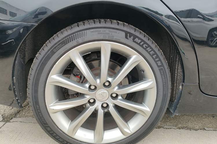 Used Toyota Reiz 2013 2.5V Elite Edition Exterior 5