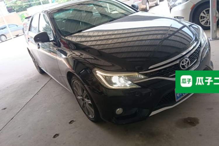 Used Toyota Reiz 2013 2.5V Shangrui Edition Front Right 45 Deg