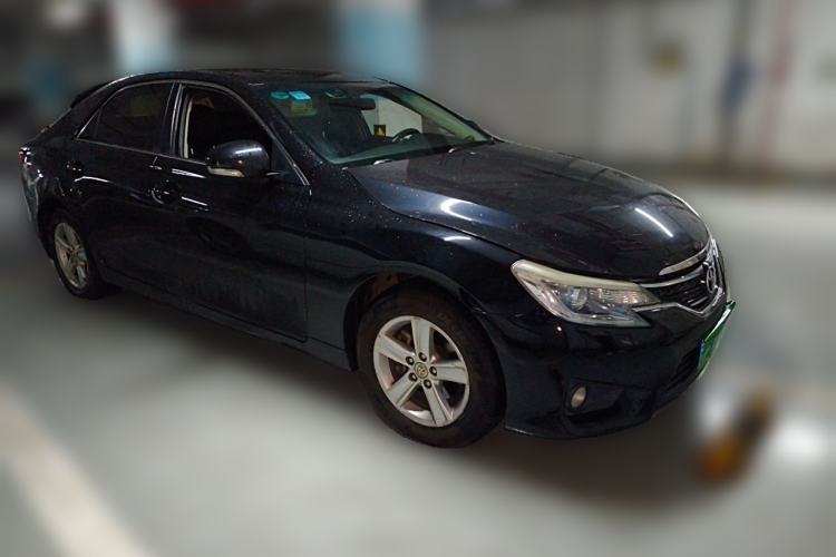 Used Toyota Reiz 2013 2.5V Elite Edition Front Right 45 Deg