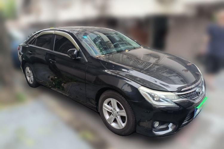 Used Toyota Reiz 2013 2.5S Elite Edition Front Right 45 Deg