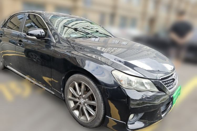 Used Toyota Reiz 2013 2.5V Elite Edition Front Right 45 Deg
