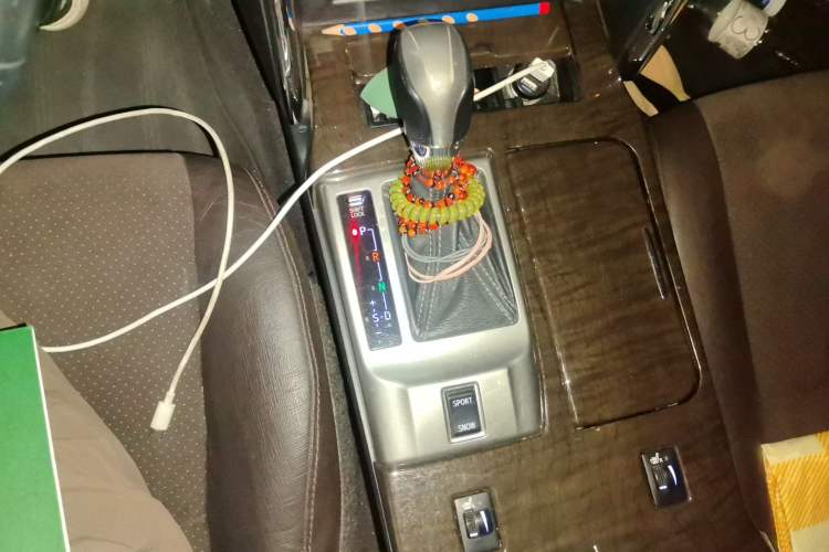 Used Toyota Reiz 2013 2.5V Shangrui Edition Gear Lever