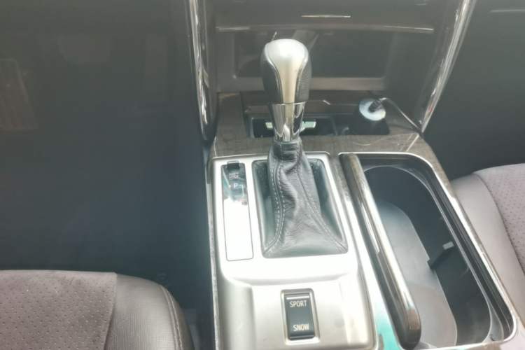 Used Toyota Reiz 2013 2.5V Shangrui Edition Gear Lever