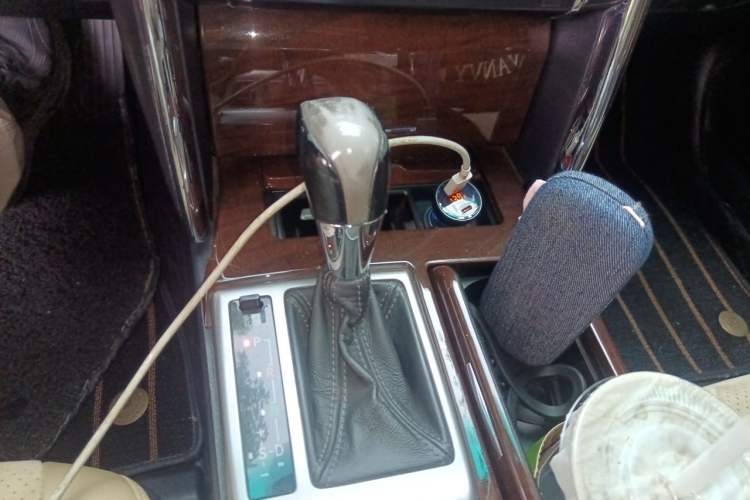 Used Toyota Reiz 2013 2.5V Shangrui Navigation Edition Gear Lever