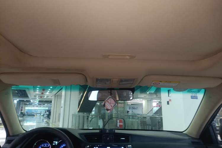 Used Toyota Reiz 2013 2.5V Shangrui Edition Headliner