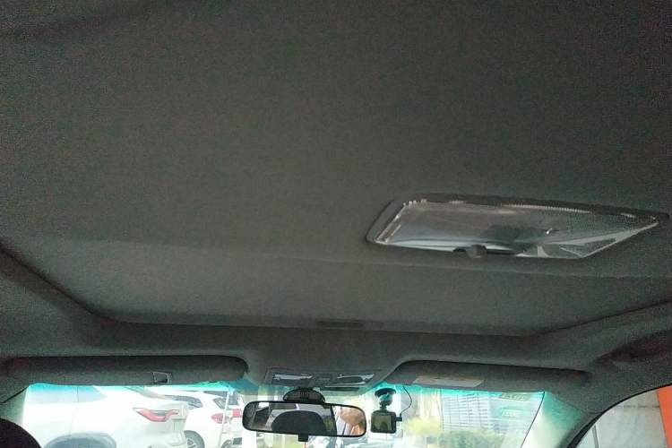 Used Toyota Reiz 2013 2.5V Shangrui Edition Headliner