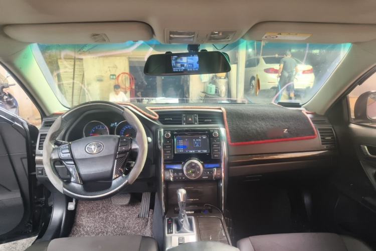 Used Toyota Reiz 2013 2.5V Shangrui Edition Headliner