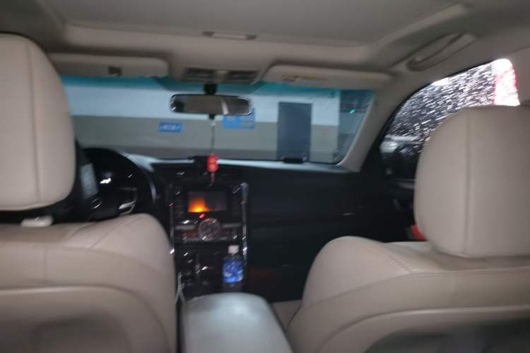 Used Toyota Reiz 2013 2.5V Shangrui Edition Headliner